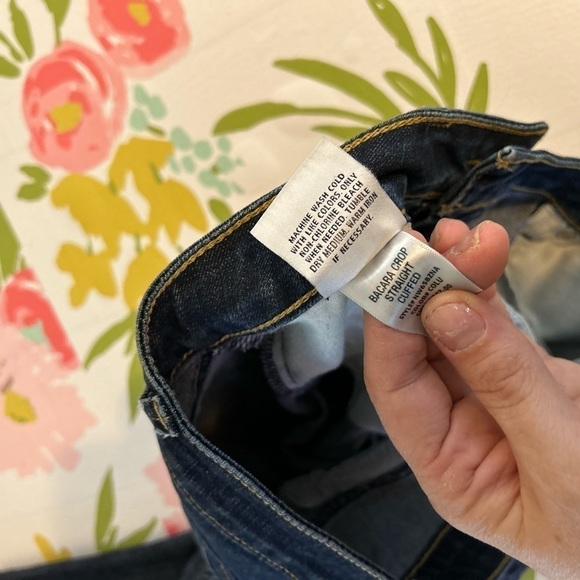 Hudson Jeans Bacara Cropped
Straight Cuffed size 28 - Picture 9 of 11